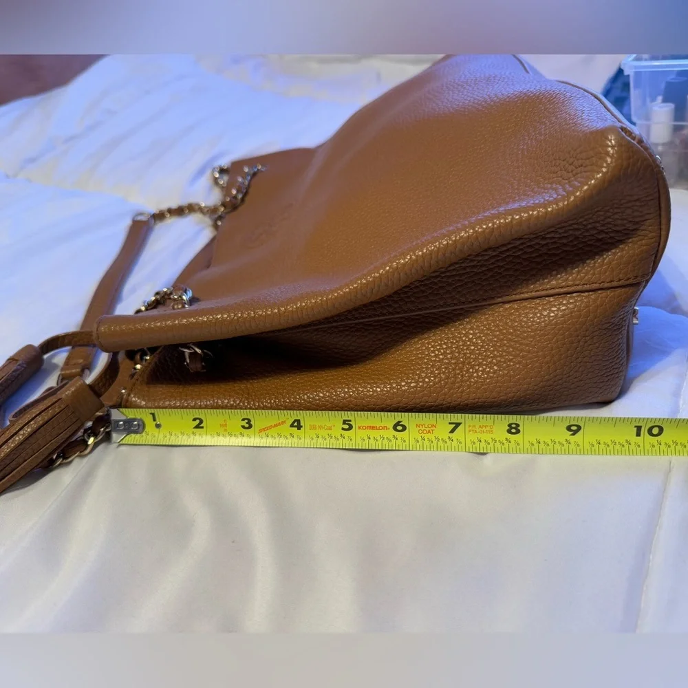 Tory Burch Marion Chain Slouchy Tote - Picture 4 of 15
